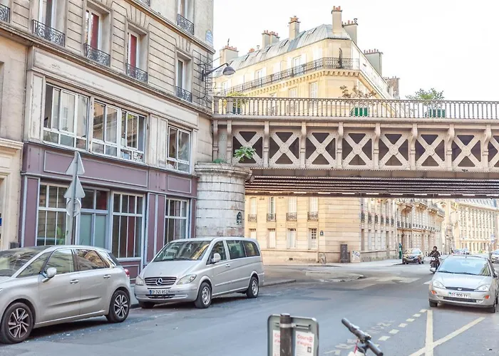 Bel appartement Parisien de 70m2 - St Lazare