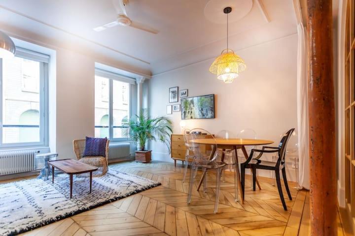 Appartement Bel Parisien De 70m2 - St Lazare